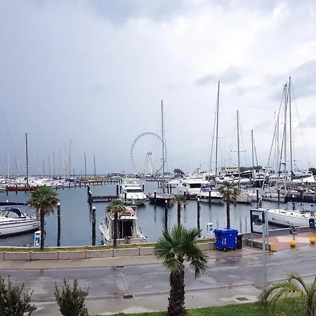 بيت للعطل Mansarda Al Mare