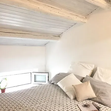 Nyaraló Mansarda Al Mare *